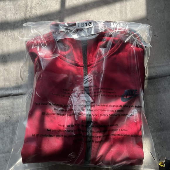 Red Nike Tech Zip Up Hoodie Jacket Size Medium Womens Y2K Streetwear - Picture 7 of 7